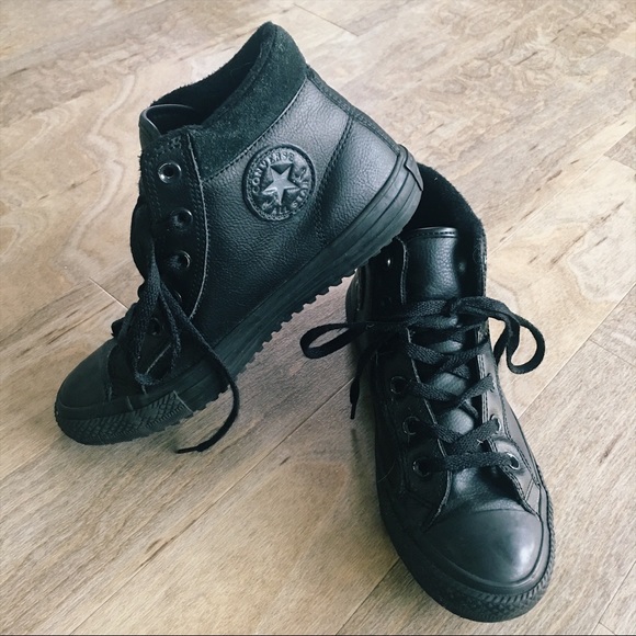Converse Shoes - Converse || Leather Chuck Taylor All Stars